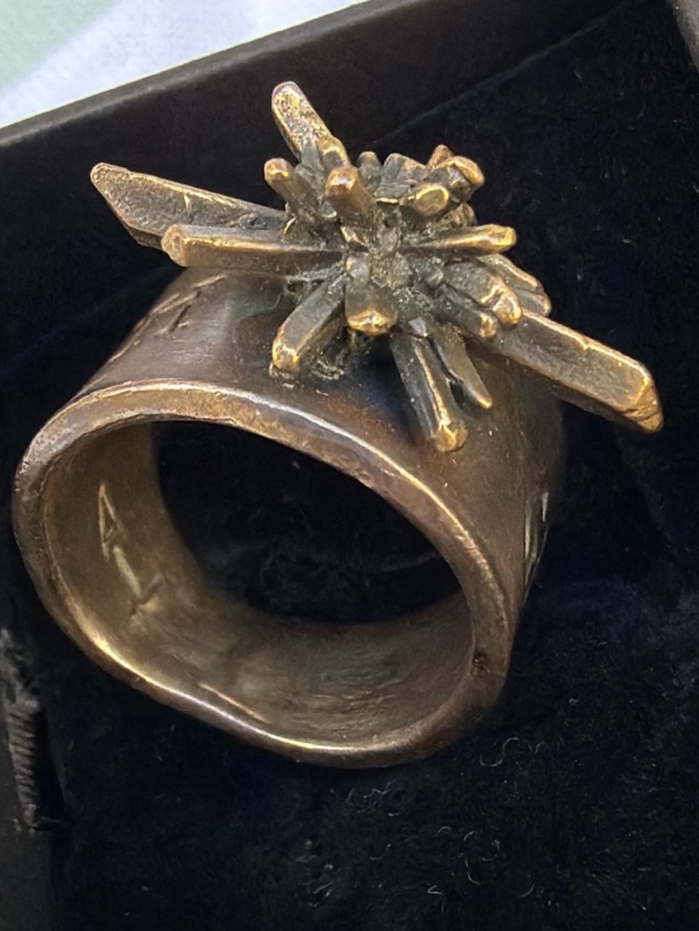 House of Lif (Andy Lifschutz) hand carved brass ring with starburst